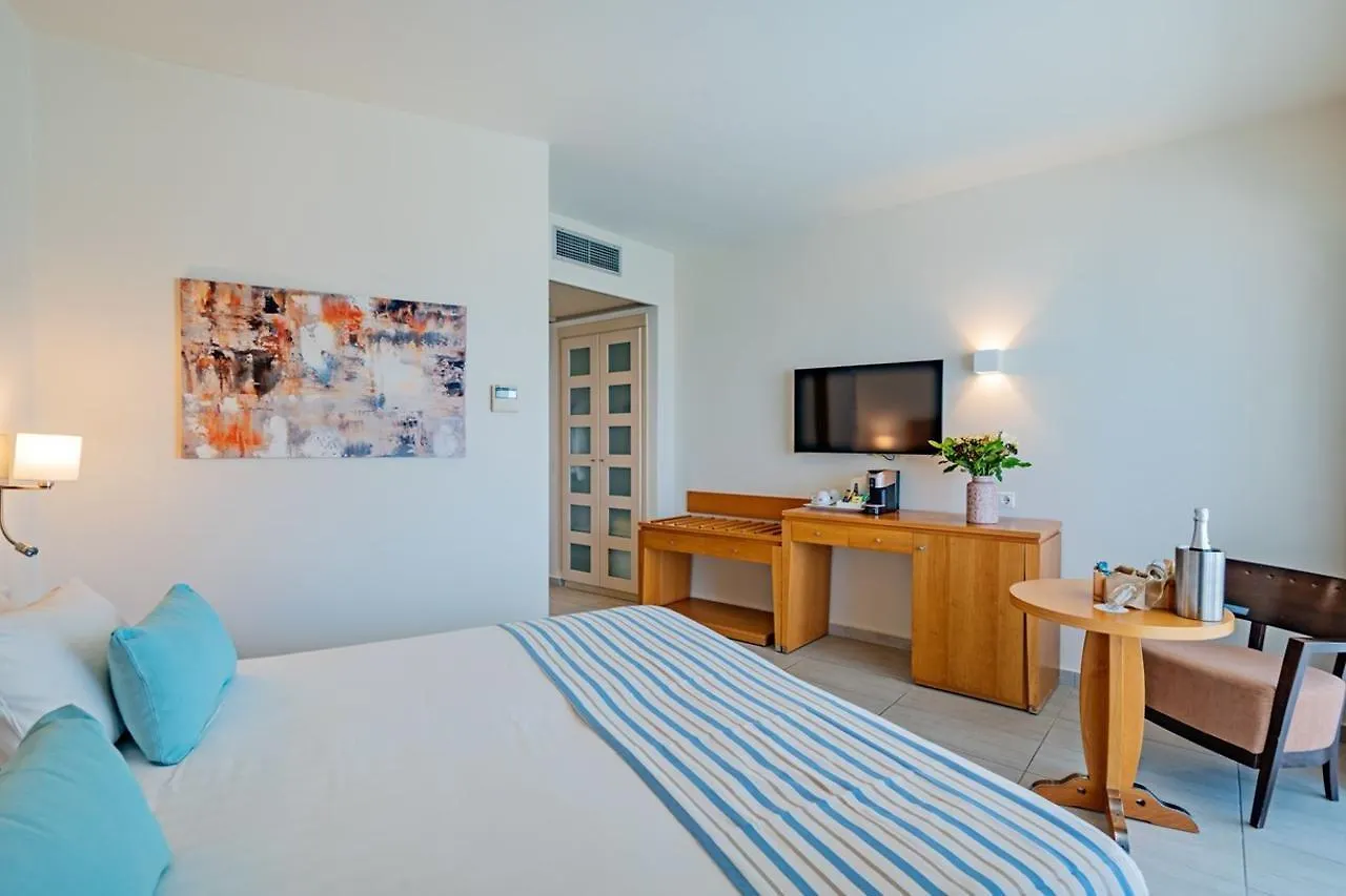 Minos Hotel Rétino