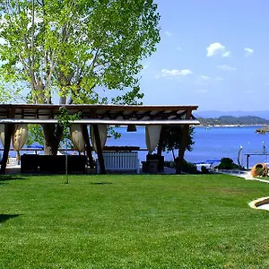 apartments-christaras.hotelschalkidiki.net/