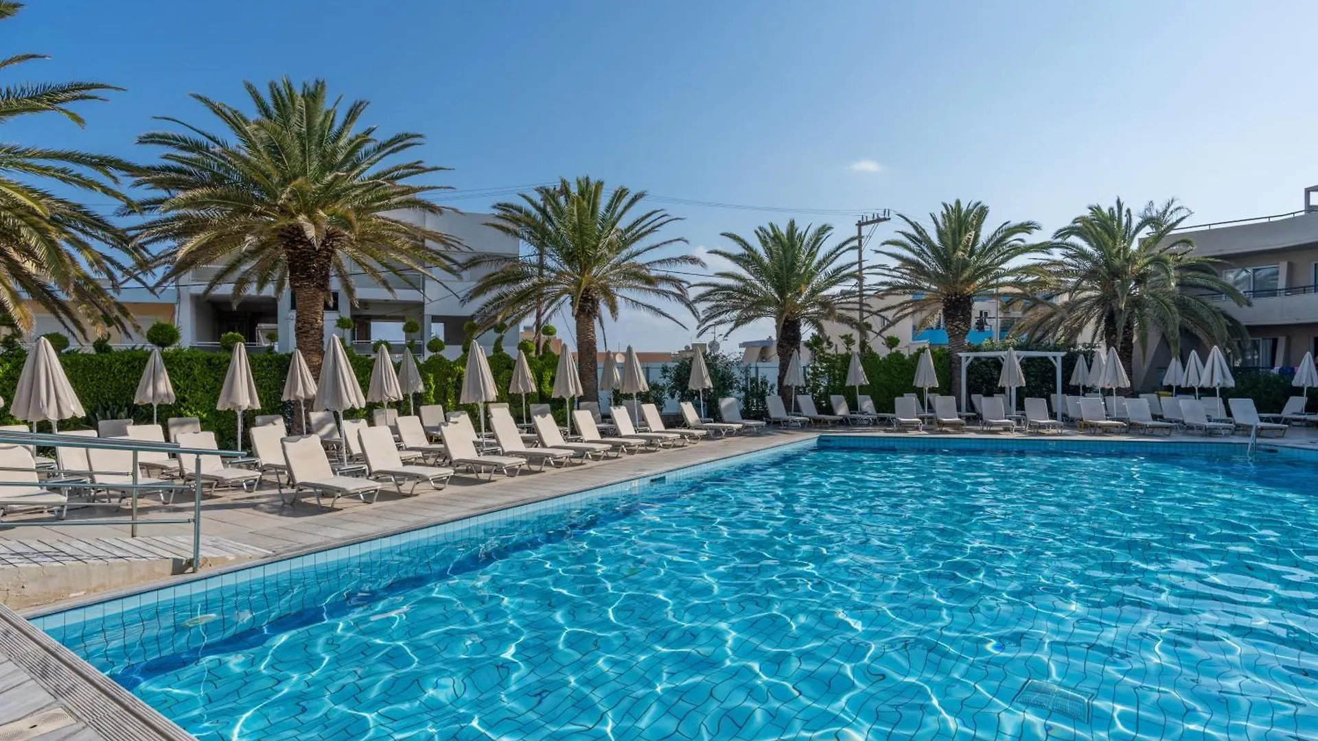Minos Hotel Retimno 4*,