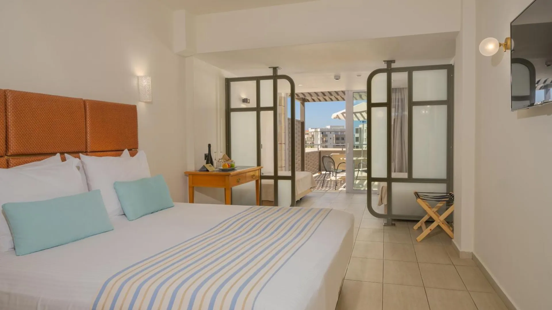 Minos Hotel Retimno