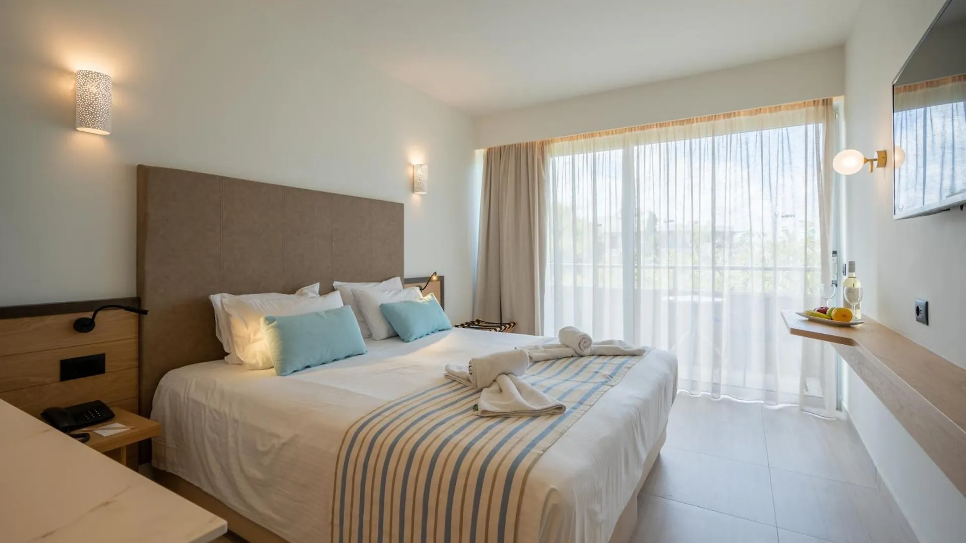 Minos Hotel Retimno