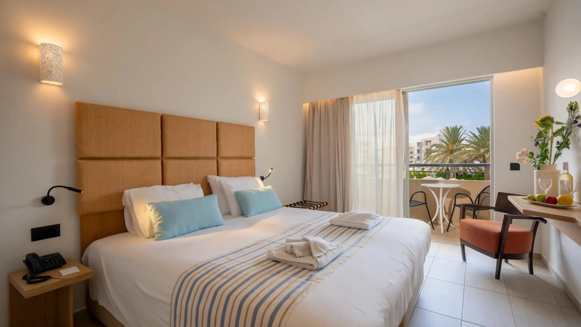 Minos Hotel Retimno